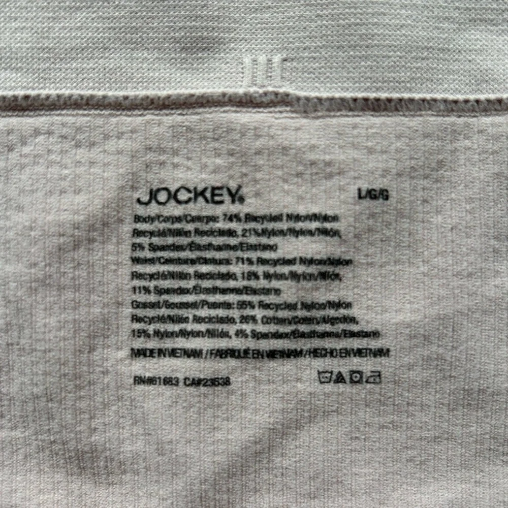 Jockey Ribbed Bikini Size Large NWT